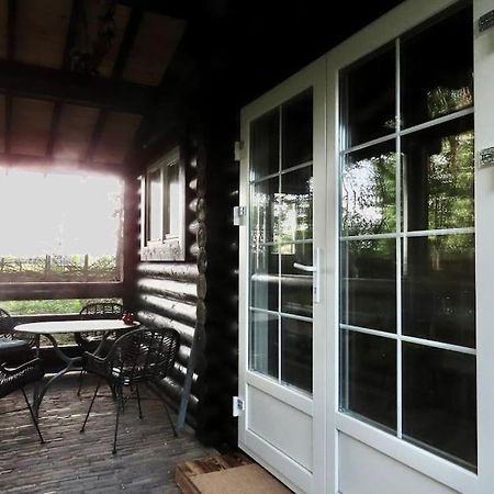 Knusse En Gezellige Blokhut De Bijenstal Villa Dedemsvaart Kültér fotó